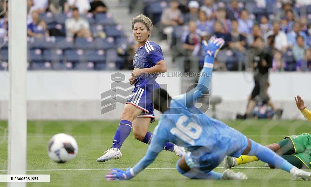 Football: Japan beat S. Africa in friendly