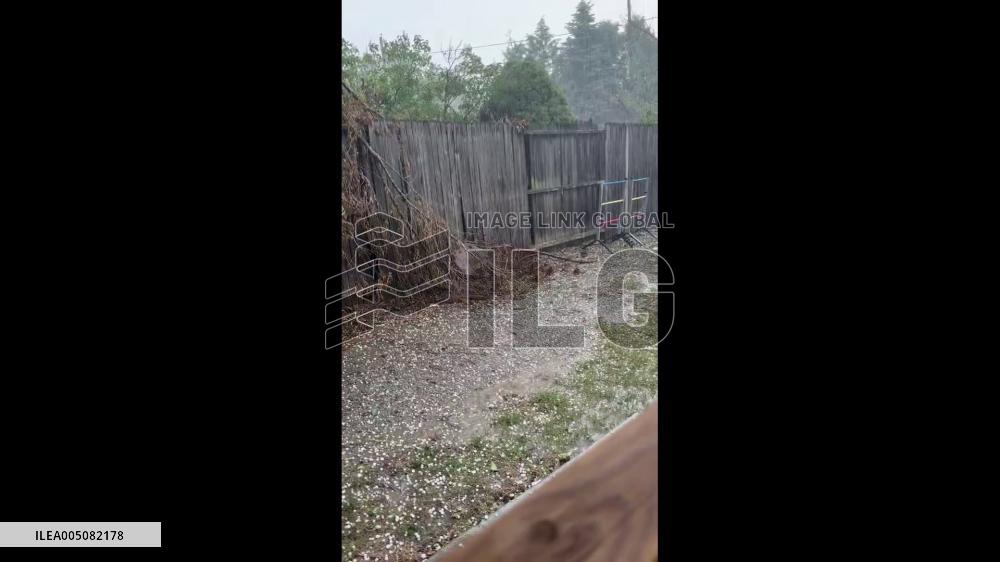 US: Colorado Hit by Hailstorm as Tornado Warning Issued for Denver Area