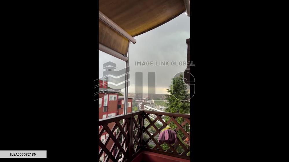 Italy: Strong Winds and Tornado Hit Rome, Leaving Trails of Damage 5