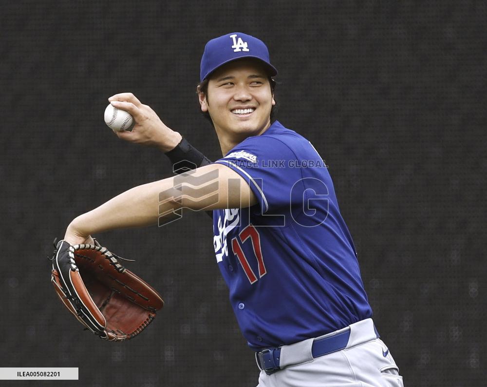 Baseball: Dodgers vs. Pirates