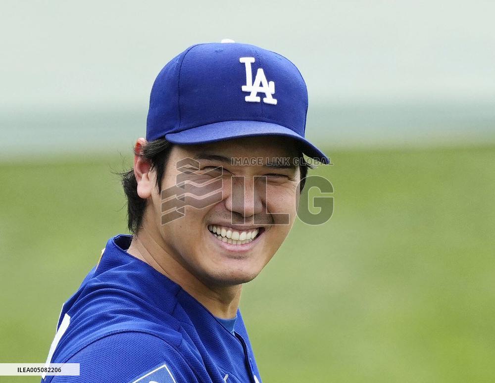 Baseball: Dodgers vs. Pirates