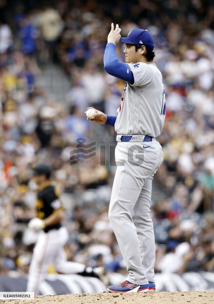 Baseball: Dodgers vs. Pirates