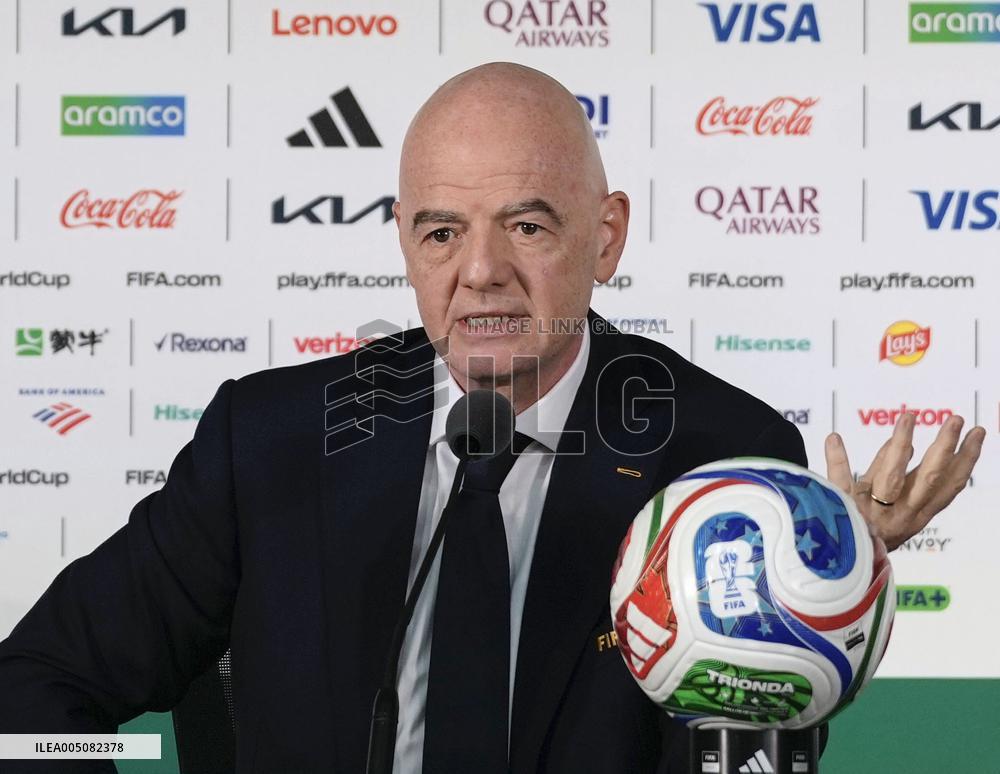 Football: FIFA President Infantino in Mexico
