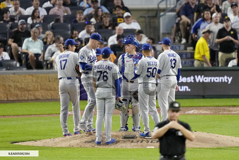 Baseball: Dodgers vs. Pirates