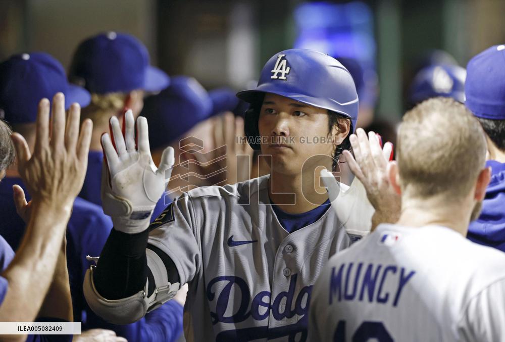 Baseball: Dodgers vs. Pirates