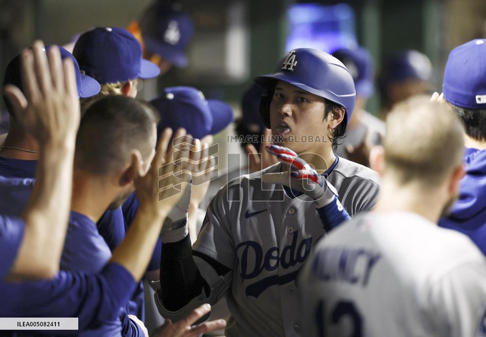 Baseball: Dodgers vs. Pirates