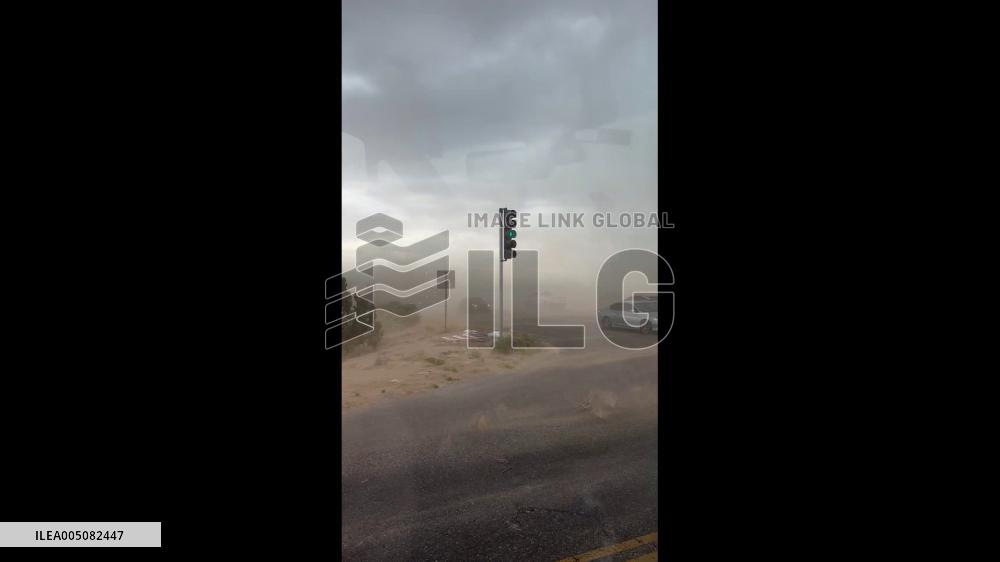 US: Dust Storms and Strong Wind Gusts Sweep Central and Western New Mexico 2