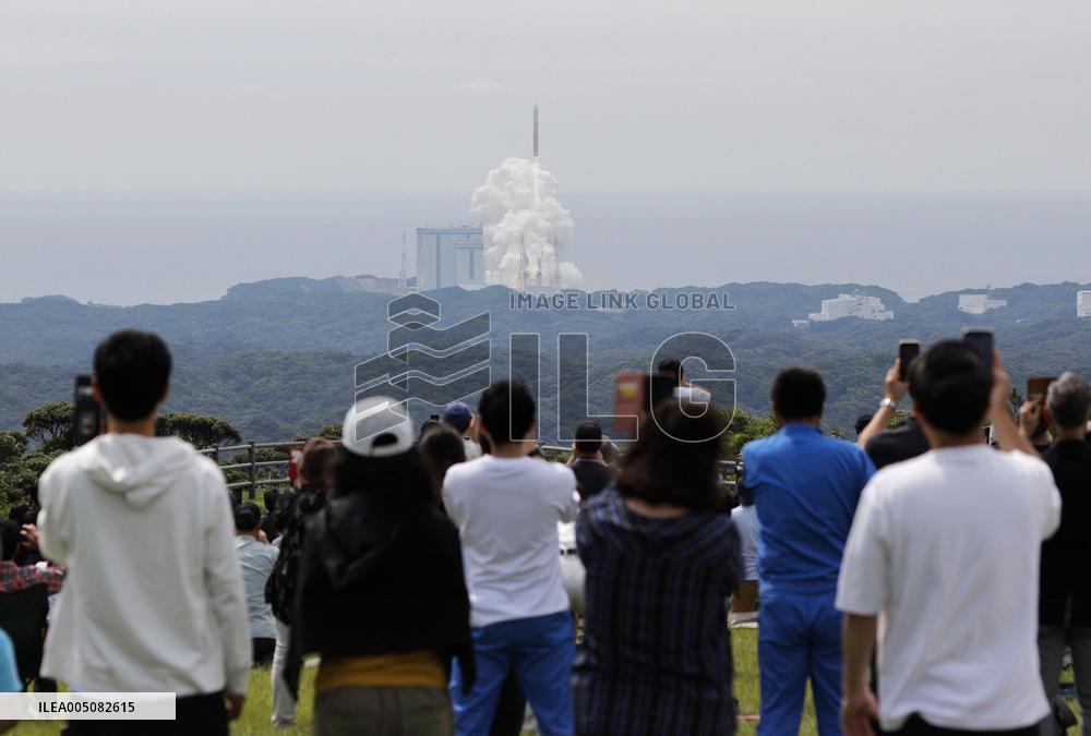 Japan launches H3 rocket