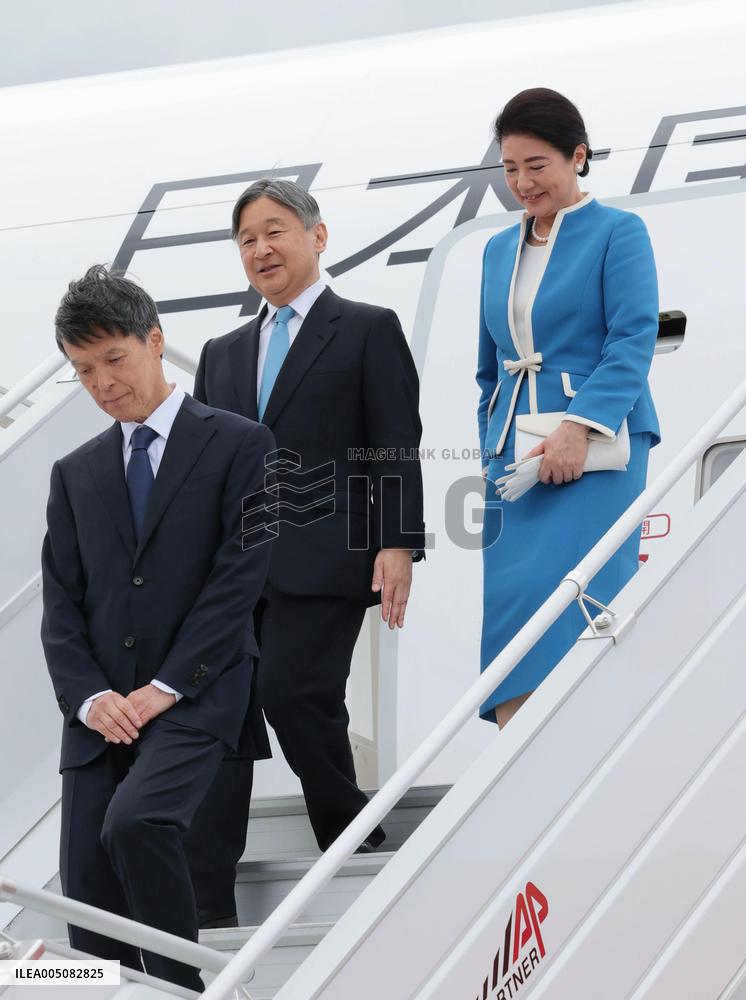 Japan's emperor, empress arrive in Netherlands
