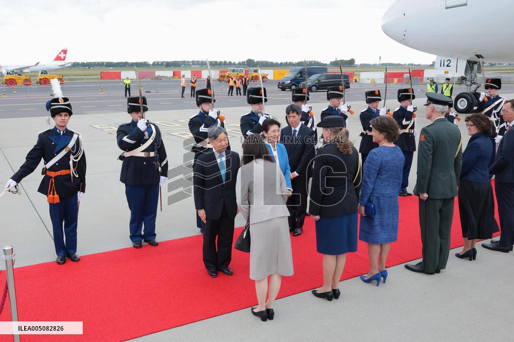 Japan's emperor, empress arrive in Netherlands