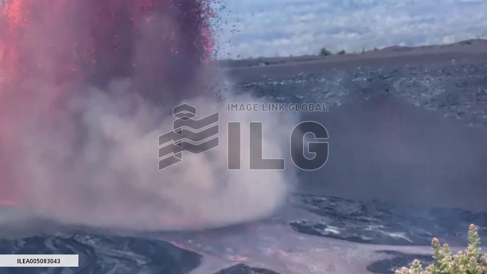 US: Hawaii’s Kilauea Volcano Erupts for 49th Time, Lava Fountains Reach 700 Feet