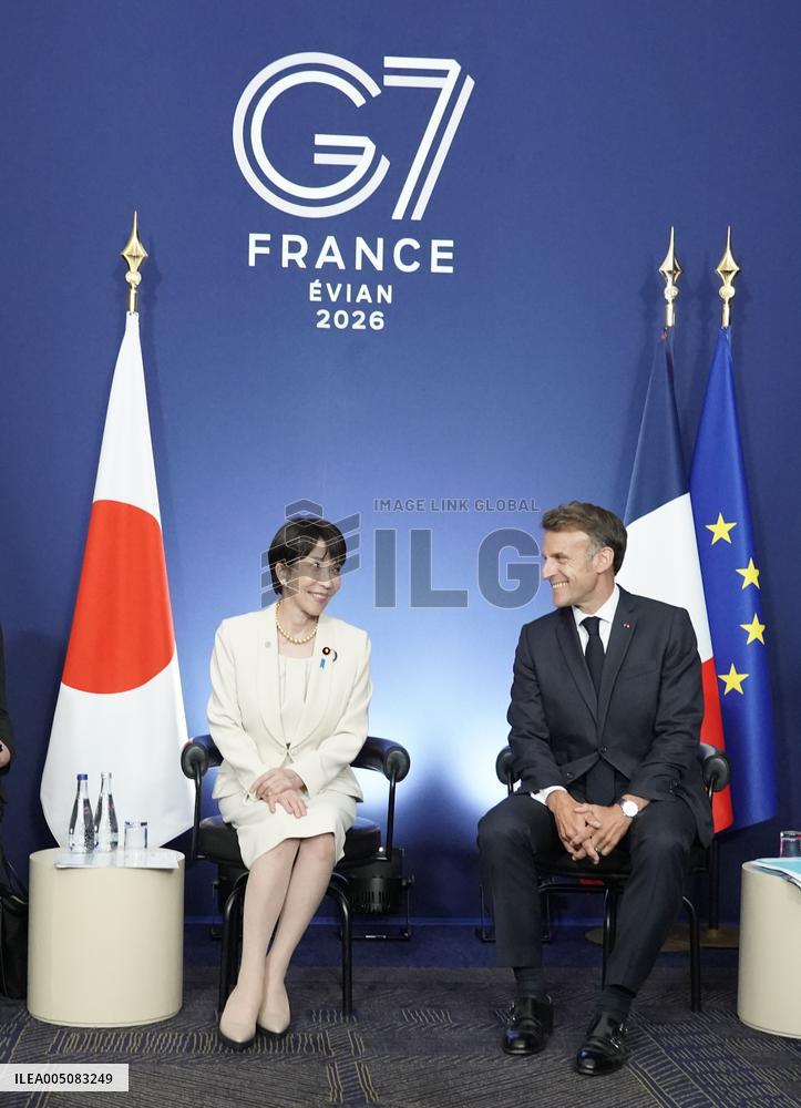 Japan-France summit in France