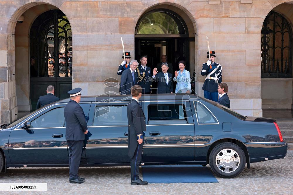Japan's emperor, empress in Amsterdam