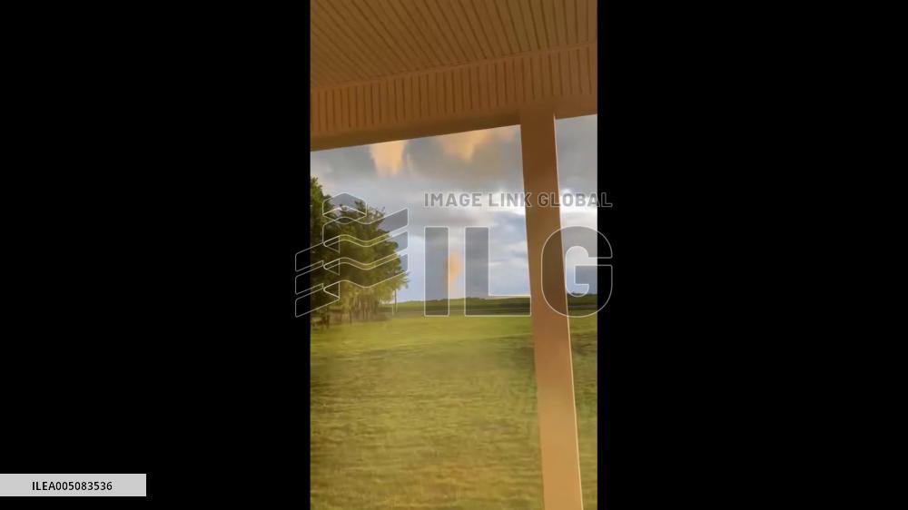 US: Severe Storms Bring Tornado Threats, Power Outages to Central Indiana 3