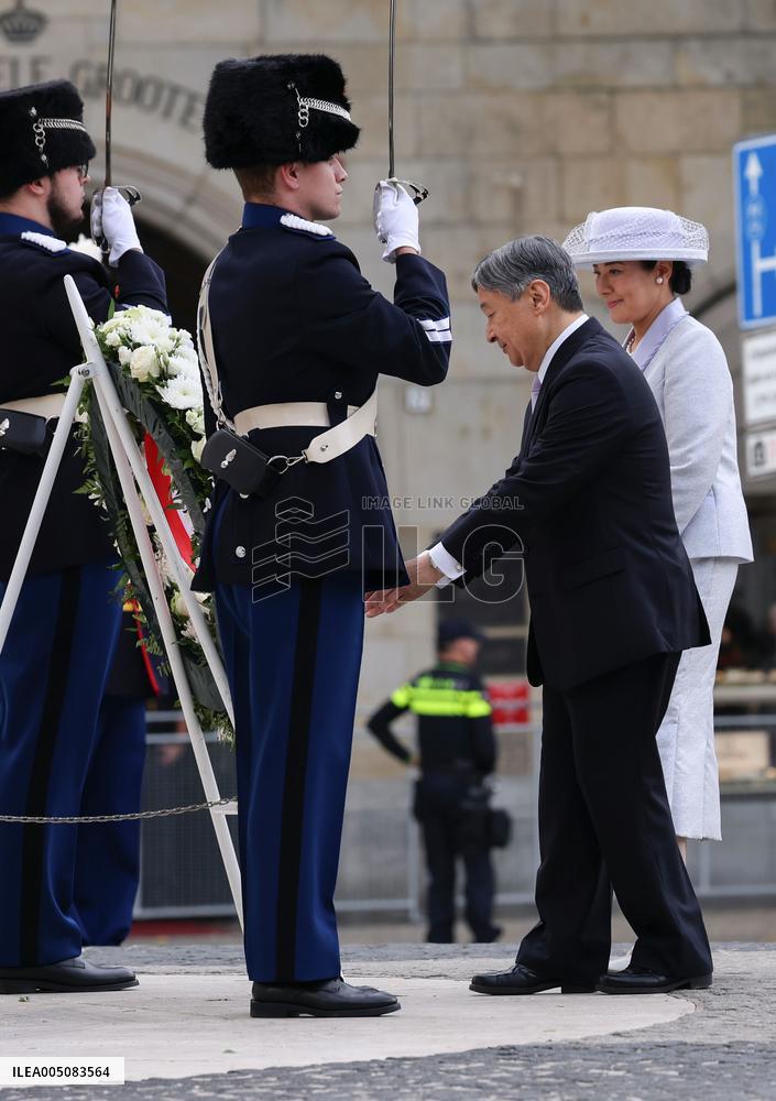 Japan's emperor, empress in Amsterdam
