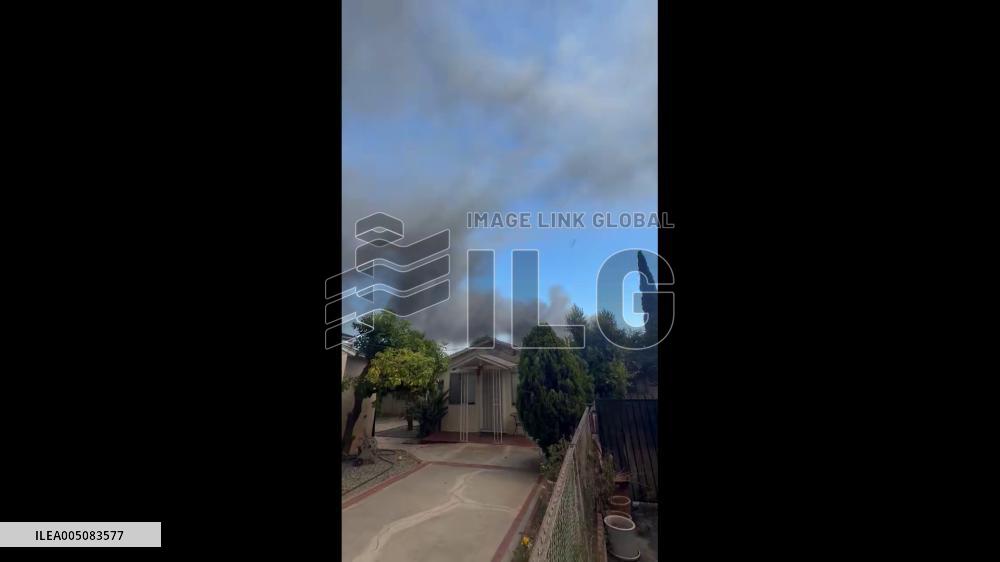 US: Large Fire Engulfs Cold Storage Facility in Boyle Heights, Los Angeles 3