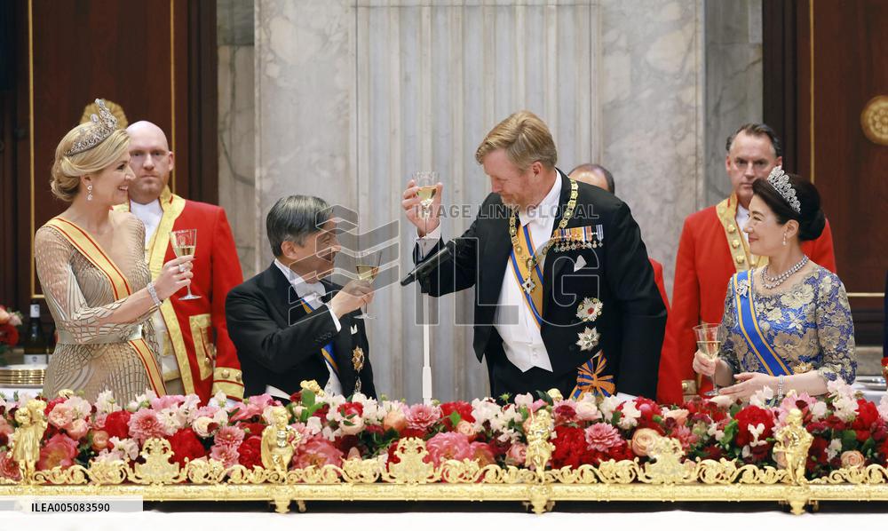 Japan's emperor, empress in Amsterdam