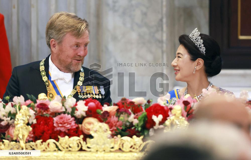 Japan's emperor, empress in Amsterdam