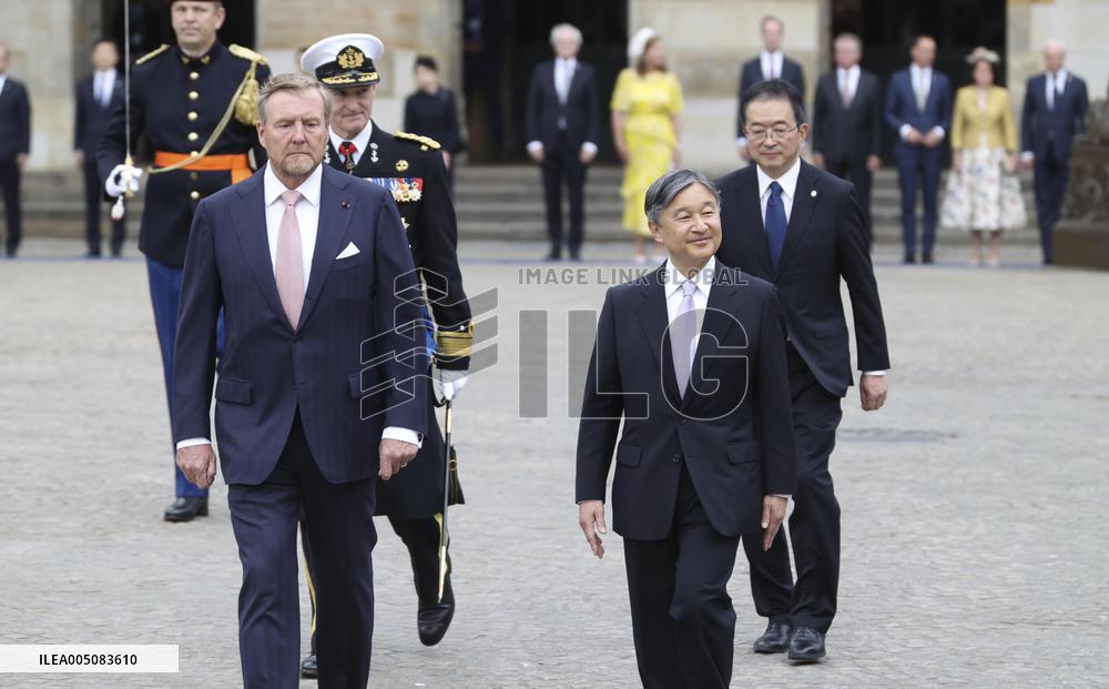 Japan's emperor, empress in Amsterdam