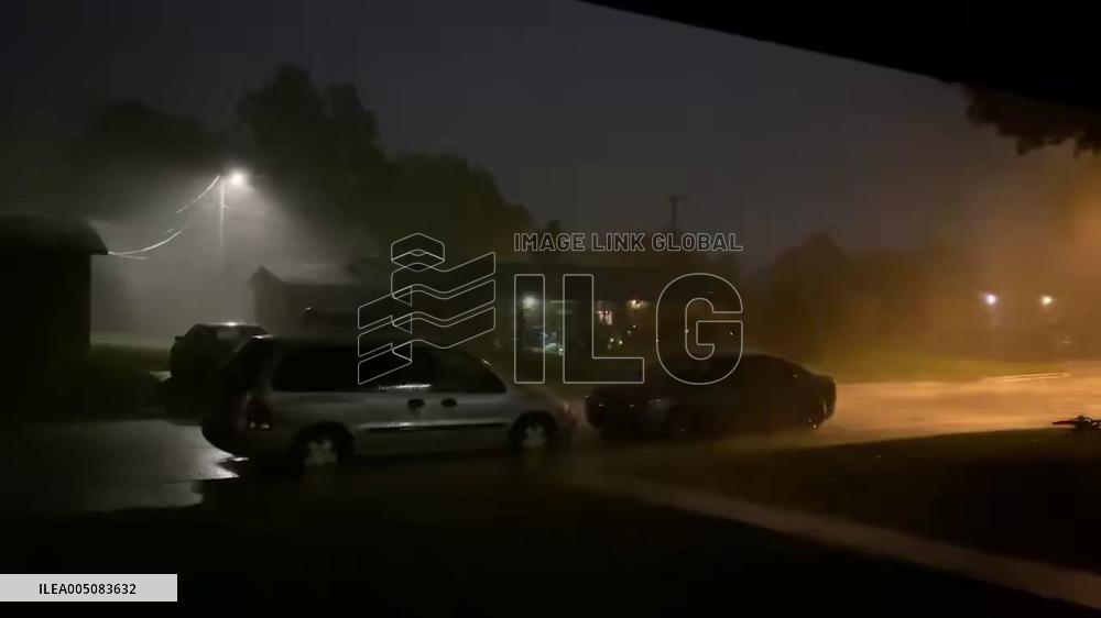 US: Power Flashes Captured Amid Severe Storm Battering Kentucky