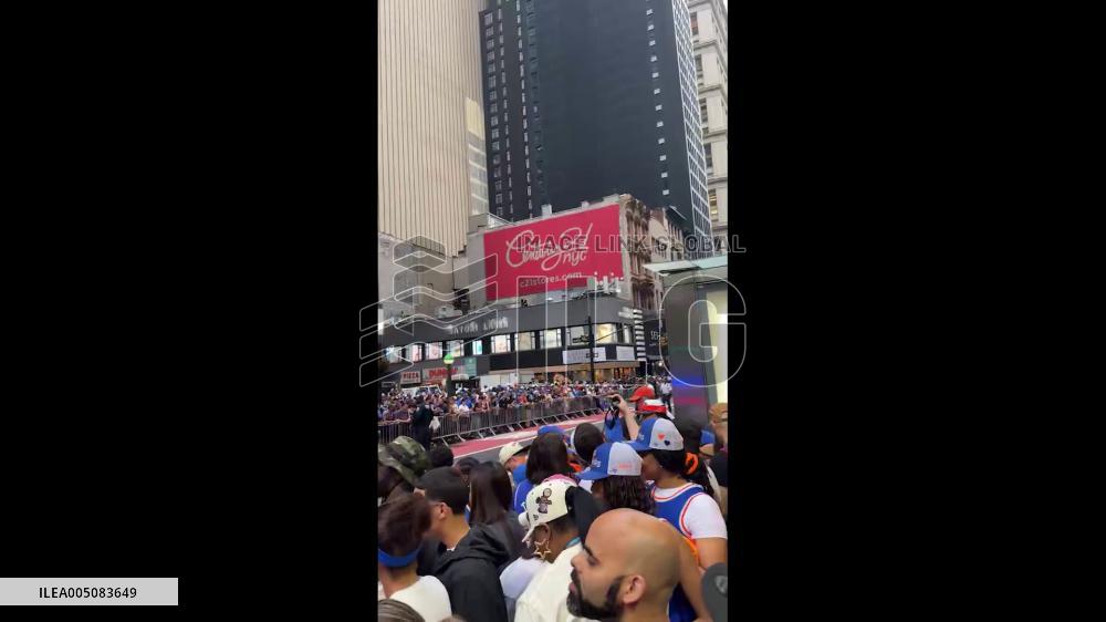 US: Thousands of Knicks Fans Flood Manhattan Streets for NBA Championship Parade 2