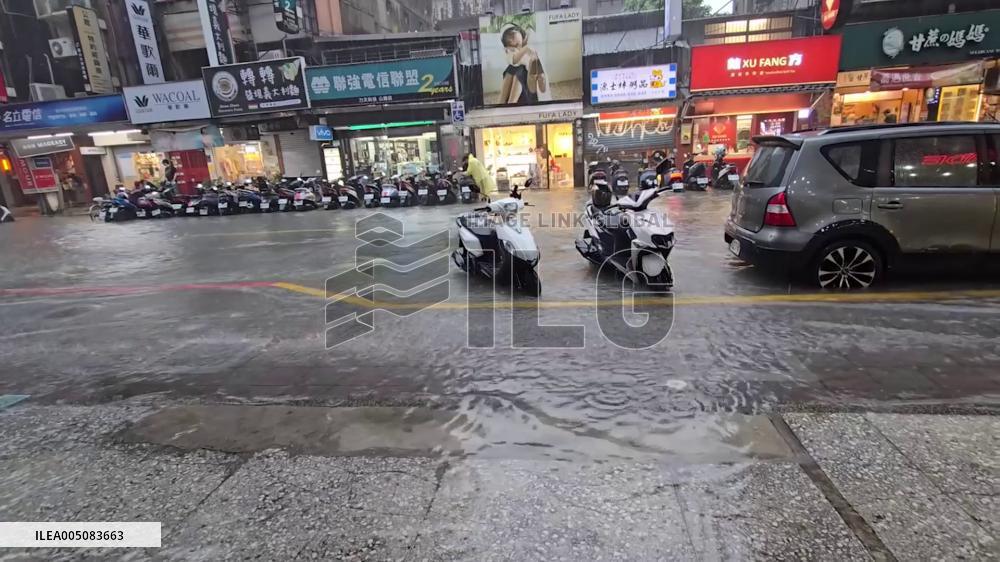 Taiwan: Heavy Rain Batters Taipei, Triggering Flash Floods and Lightning Strike