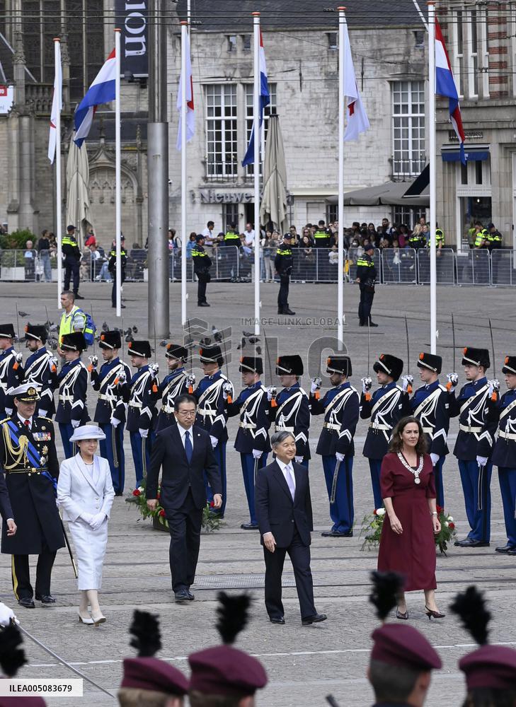 Japan's emperor, empress in Amsterdam