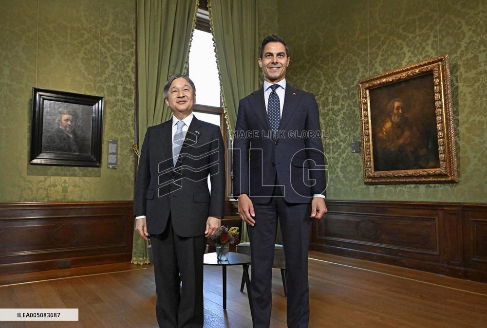 Japan's emperor in The Hague
