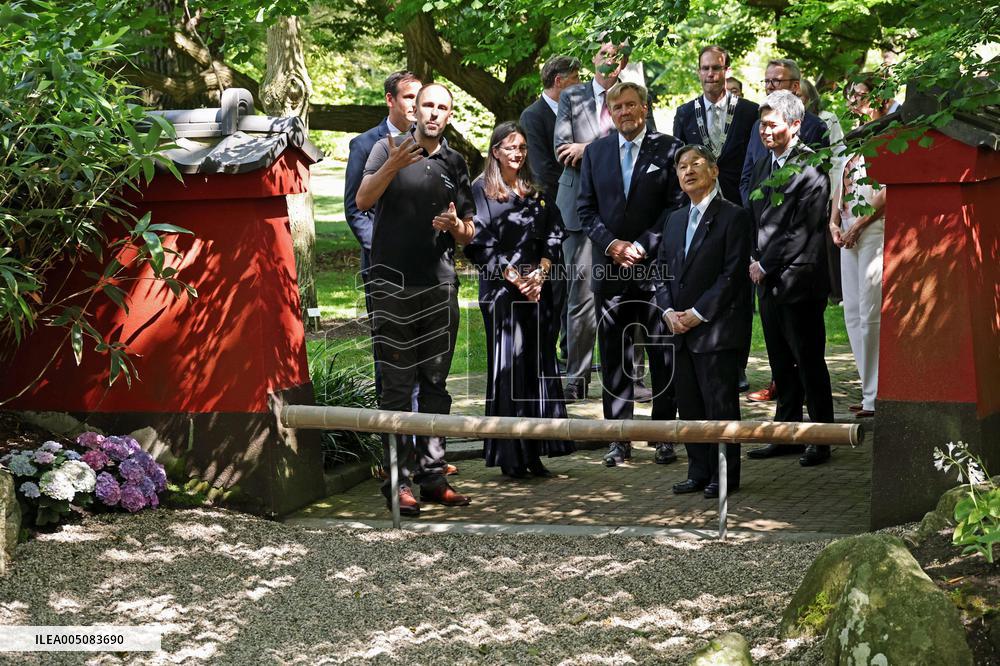 Japan's emperor in Leiden