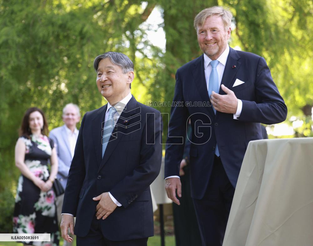 Japan's emperor in Leiden