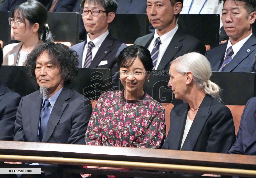 Princess Kako watches Belgian dance performance