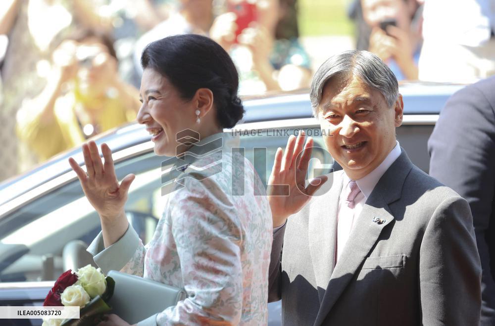 Japan's imperial couple visit children's cancer hospital in Utrecht