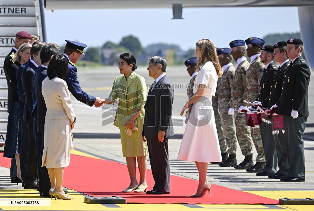 Japan's imperial couple arrive in Belgium
