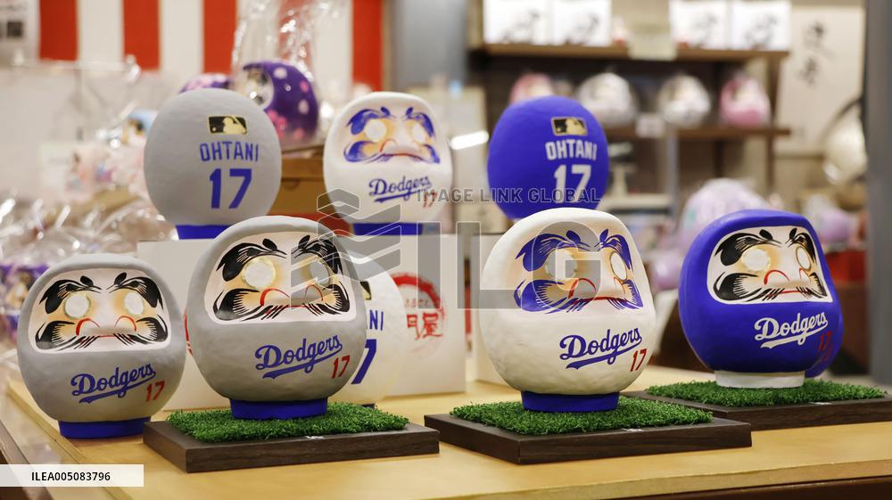 "Daruma" dolls representing Dodgers star Ohtani