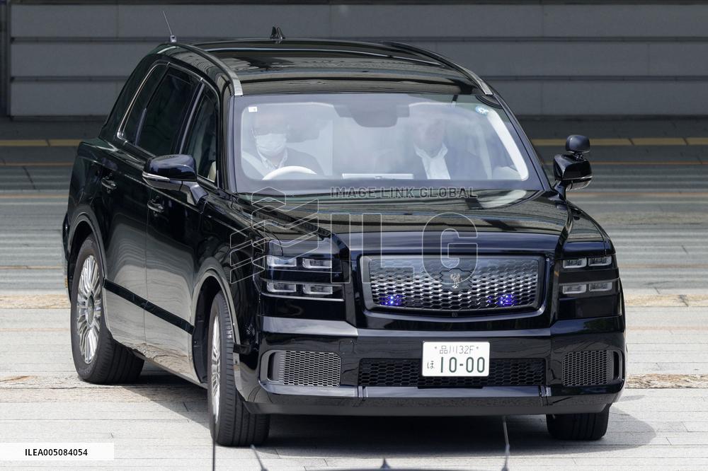 New official car for Japanese prime minister