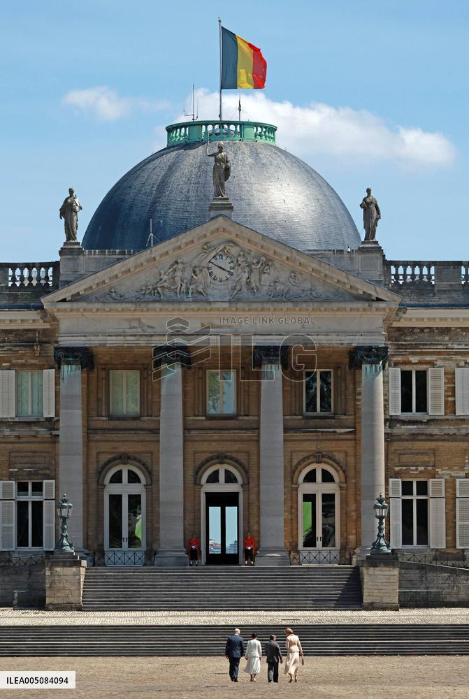 Japan emperor, empress in Brussels