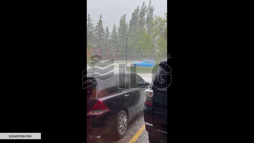 Canada: Strong Winds and Hail Lash Calgary as Severe Thunderstorms Hit Alberta 2
