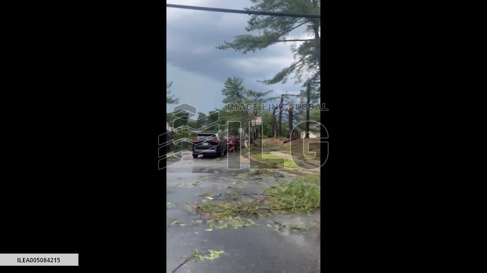 US: Damaging Thunderstorms Batter Fairfax County, Virginia 2