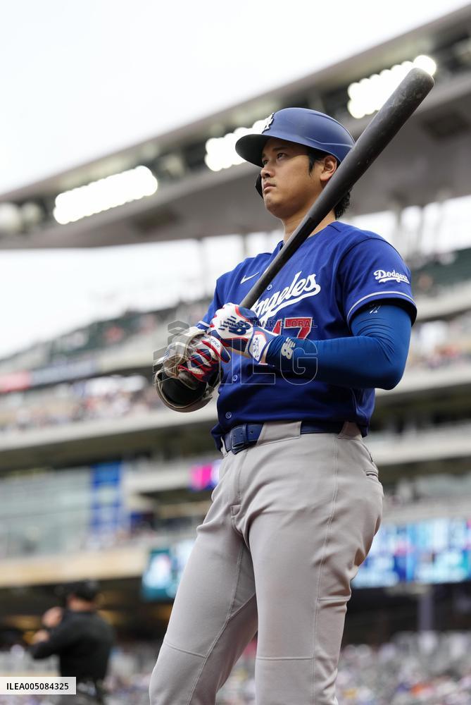 Baseball: Dodgers vs. Twins