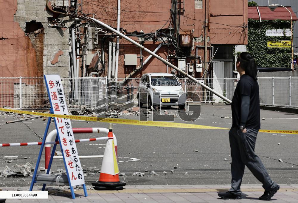 Powerful earthquake hits northeastern Japan