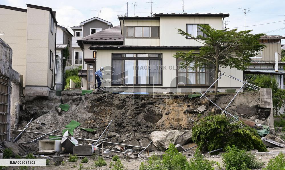Powerful earthquake hits northeastern Japan