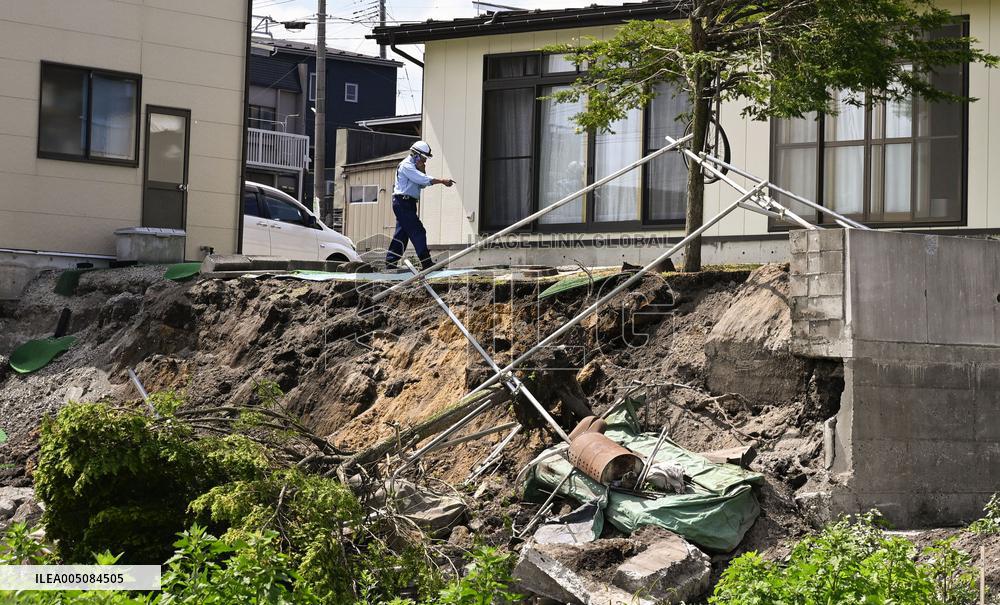 Powerful earthquake hits northeastern Japan
