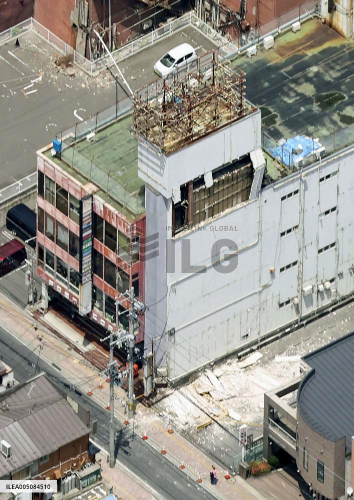 Powerful earthquake hits northeastern Japan