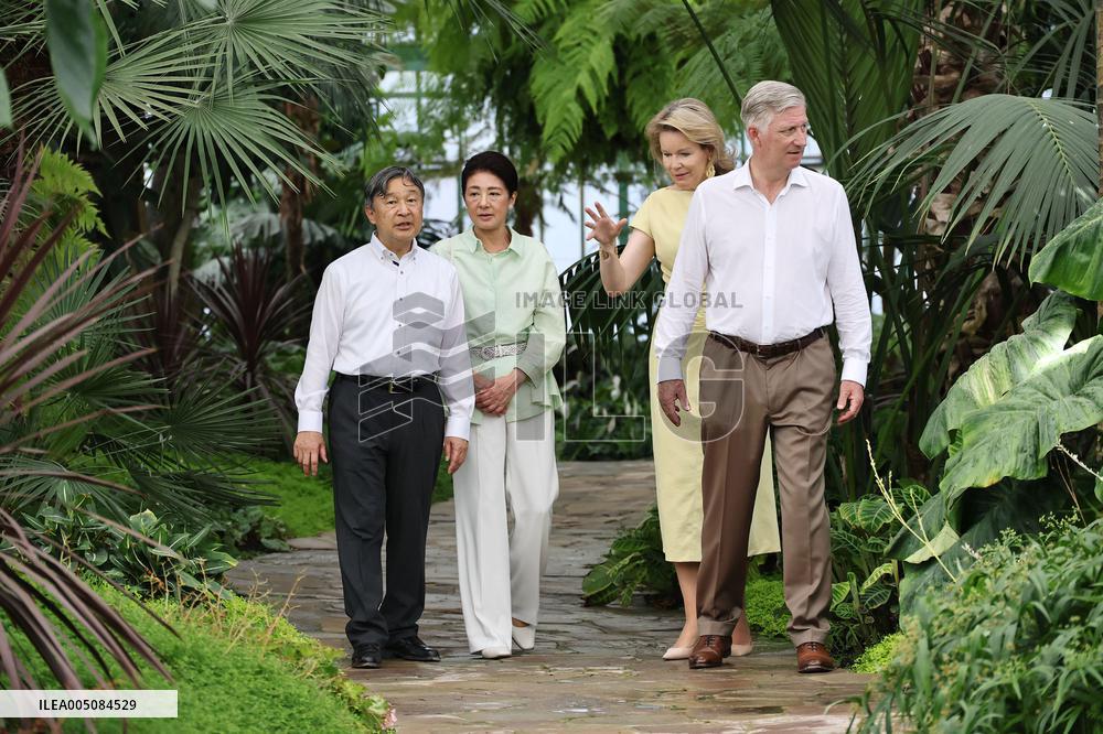 Japan emperor, empress in Brussels