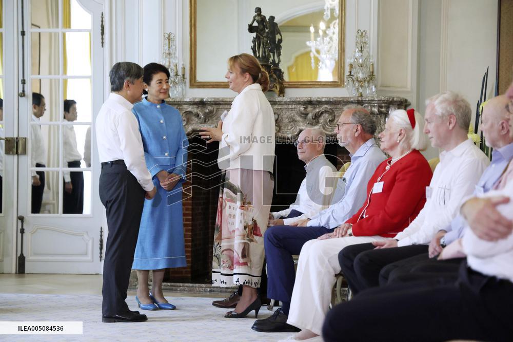 Japan emperor, empress in Brussels