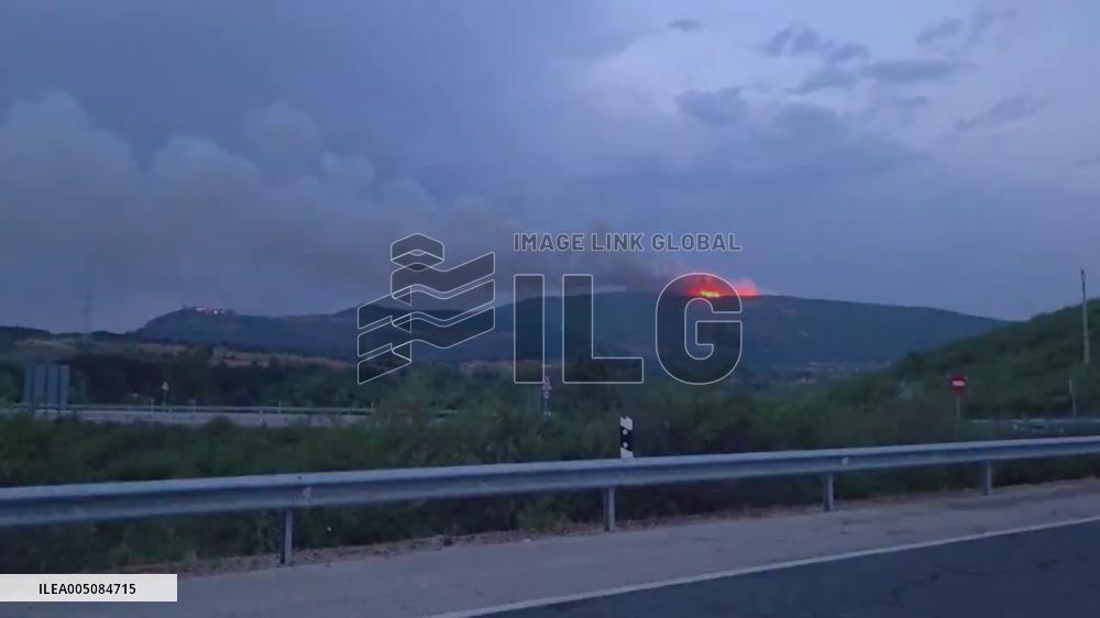 Spain: Wildfire in Congosto Remains at Highest Danger Level in León