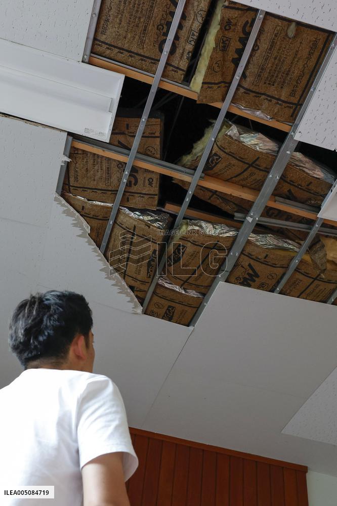 Powerful earthquake hits northeastern Japan