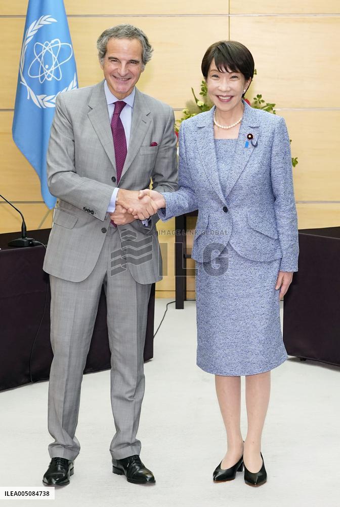 Japan PM meets with IAEA chief