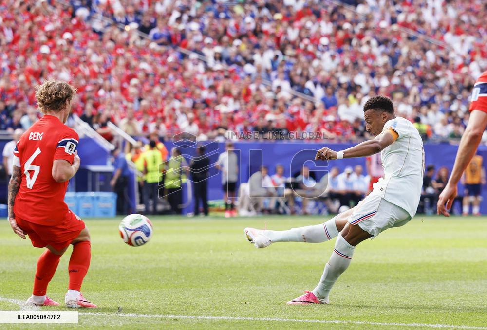 Football: 2026 World Cup