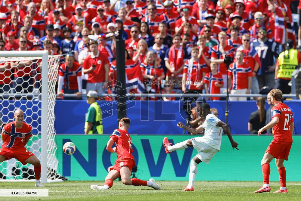 Football: 2026 World Cup